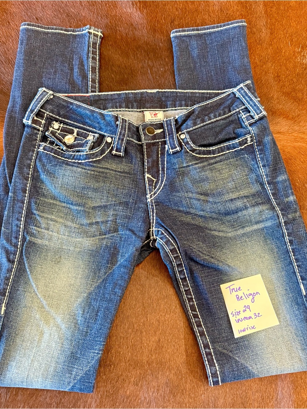 True Religion size 29 L 32  faded indigo jeans with contrast stitching